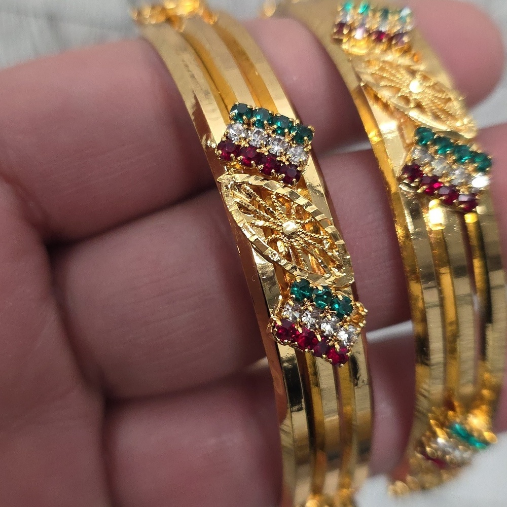 Elegant Gold and Green Bangle Set - Picture 3 of 3